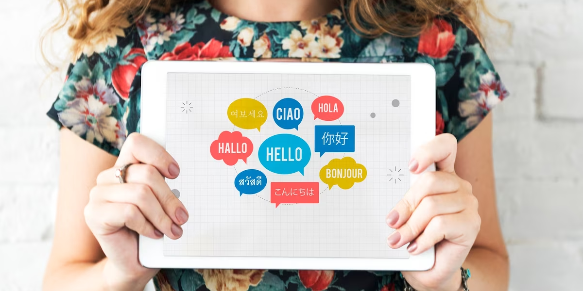 multi-language-social-media-template-to-make-marketing-cakewalk